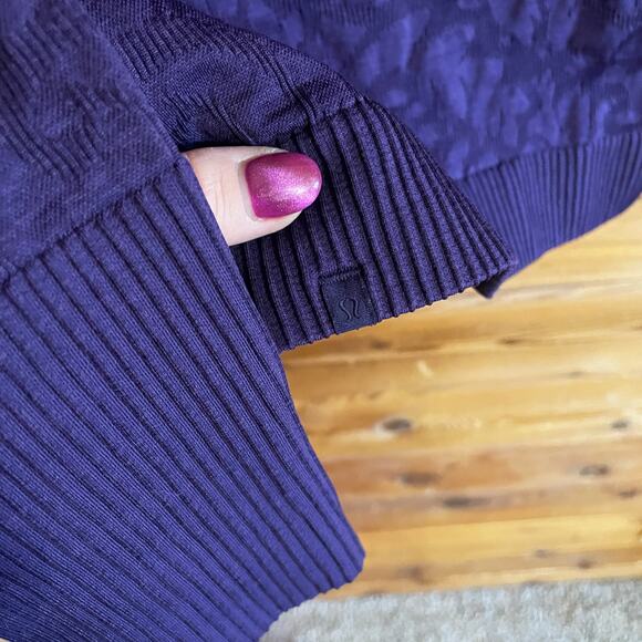 Lululemon Rest Less Half Zip Purple - Picture 4 of 5